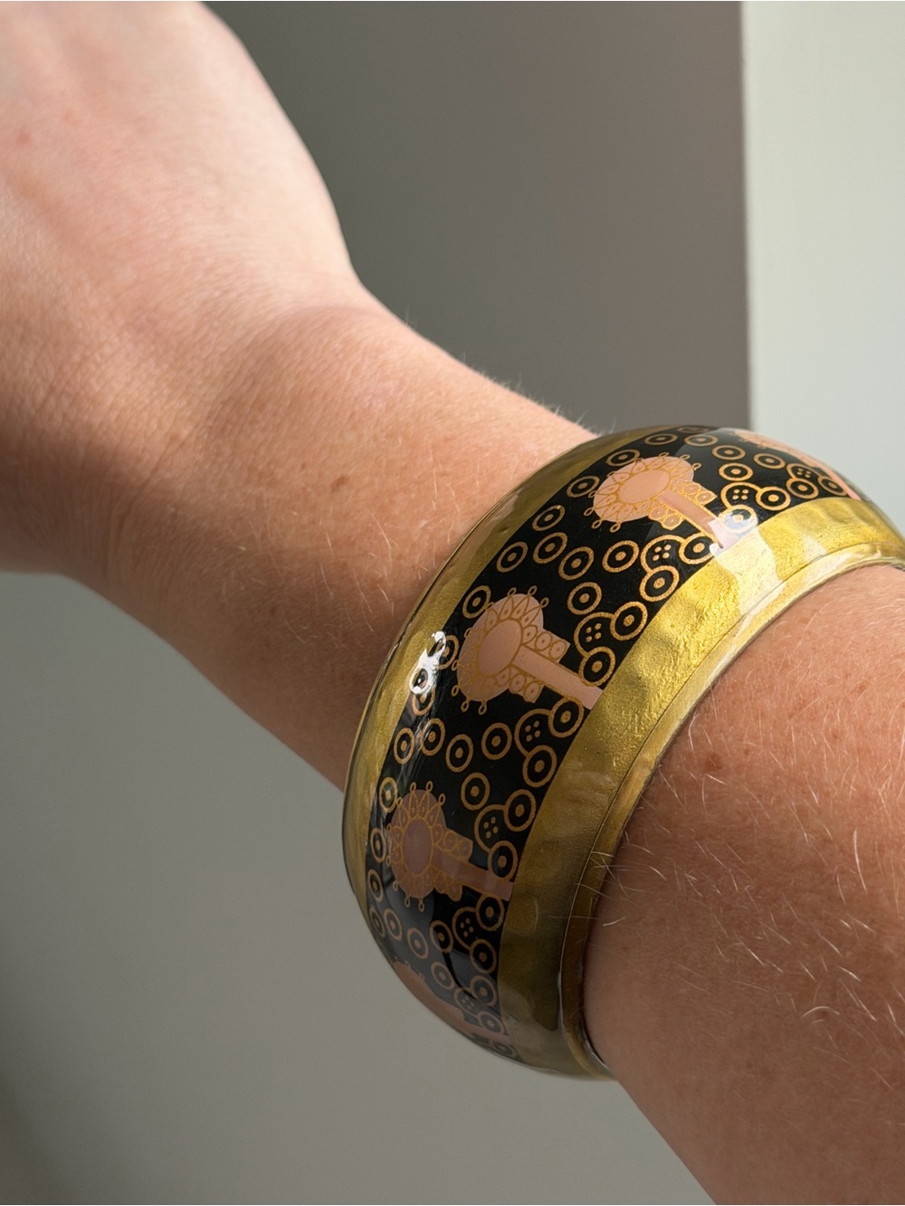 Vintage Gold and Patterned Bangle Bracelet